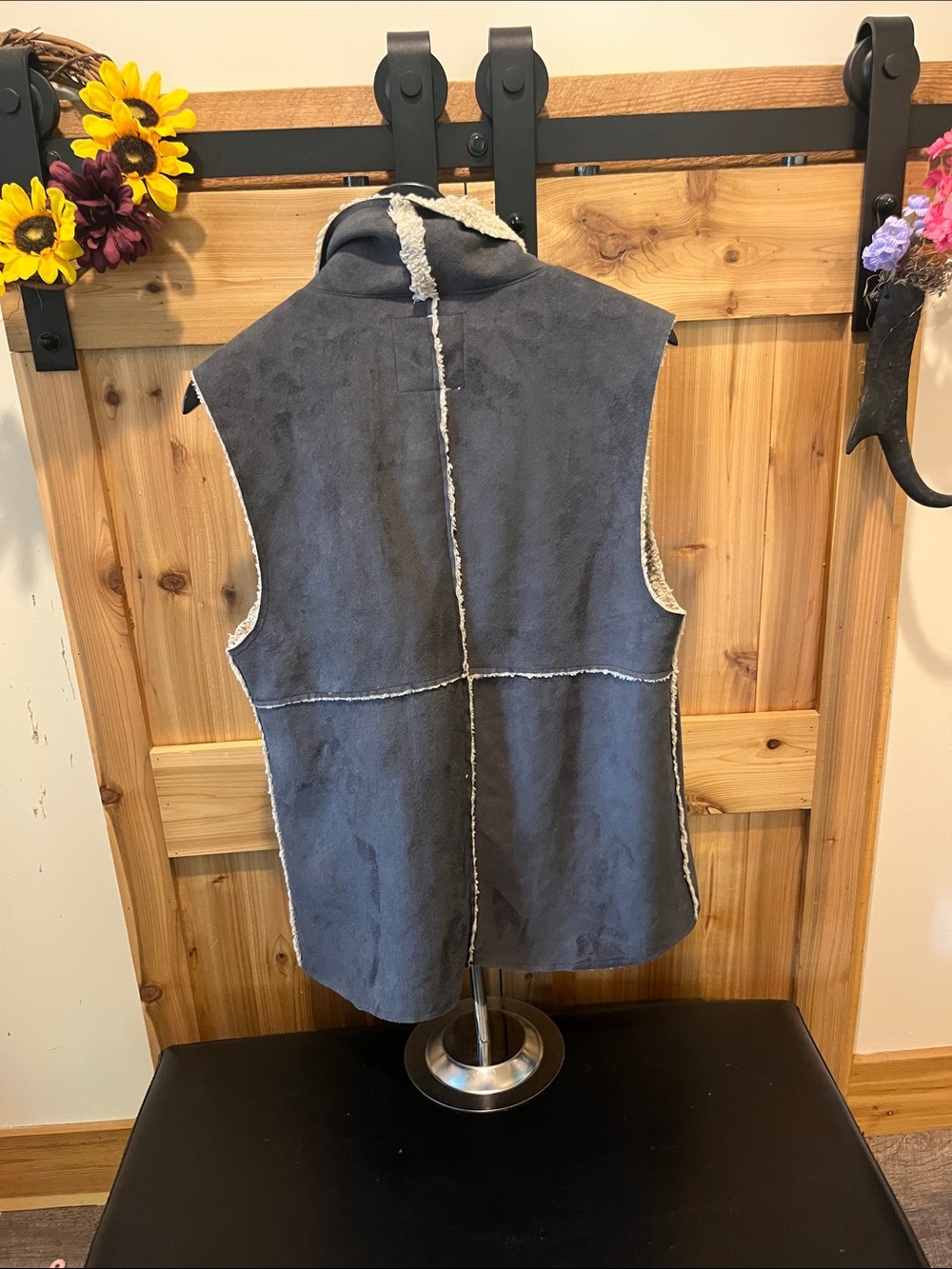 dylan Slate Gray Faux-Shearling Trim Sleeveless Vest - Picture 8 of 10